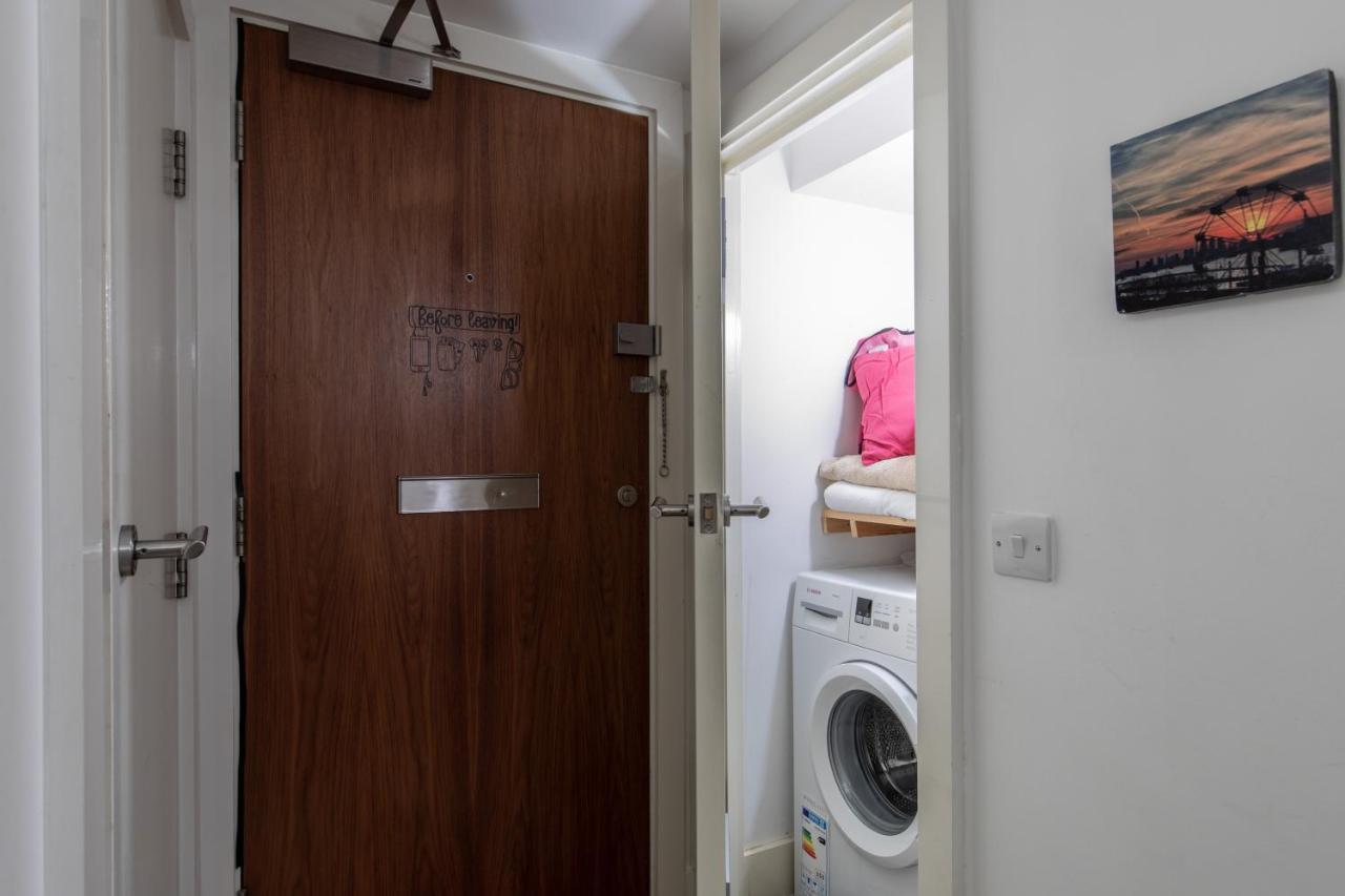 My London Holiday Home Exterior photo